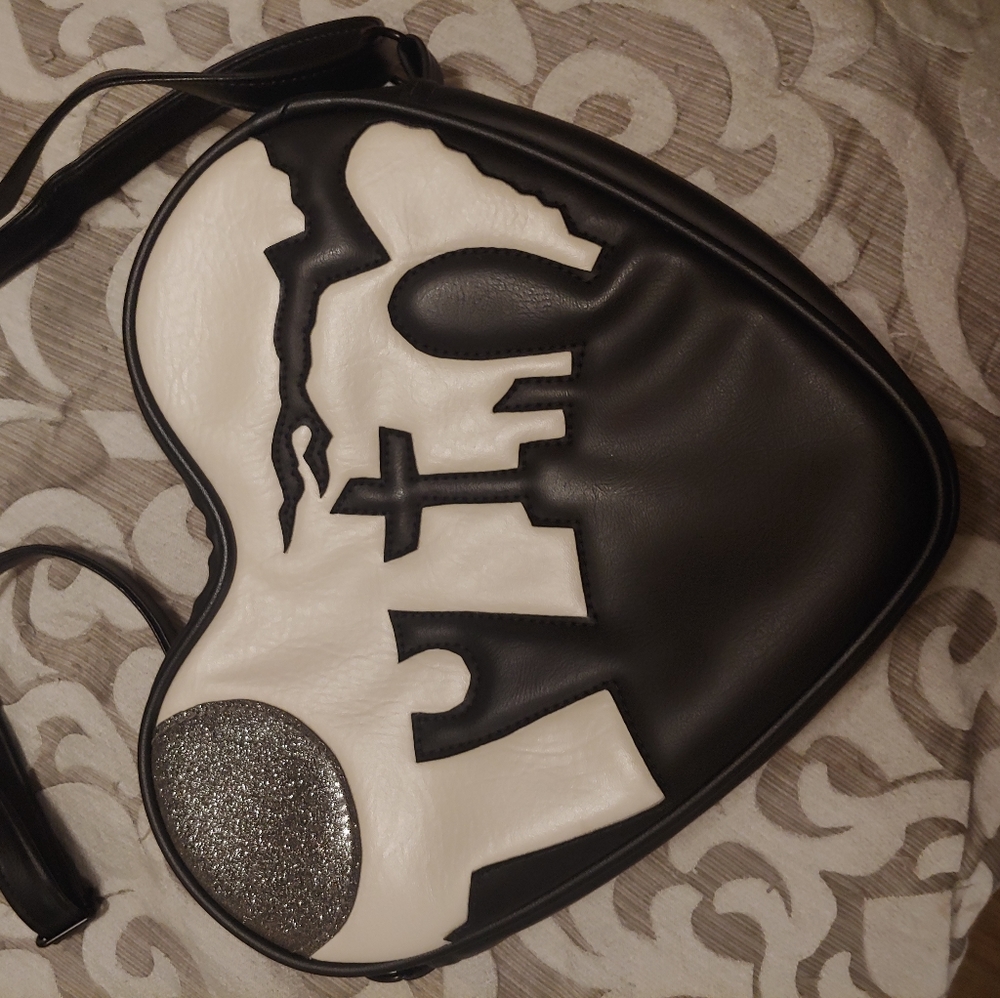 TRADE FOR MORENA ONLY!